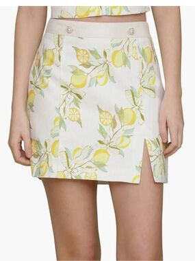 New with tags Avec Les Filles size M Lemon-Print Mini Skirt with Yellow Accents